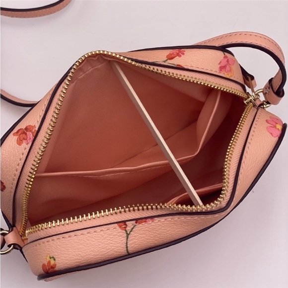 Coach Mini Camera Bag with
Mystical Floral Print Faded Blush
Multi - Picture 8 of 13